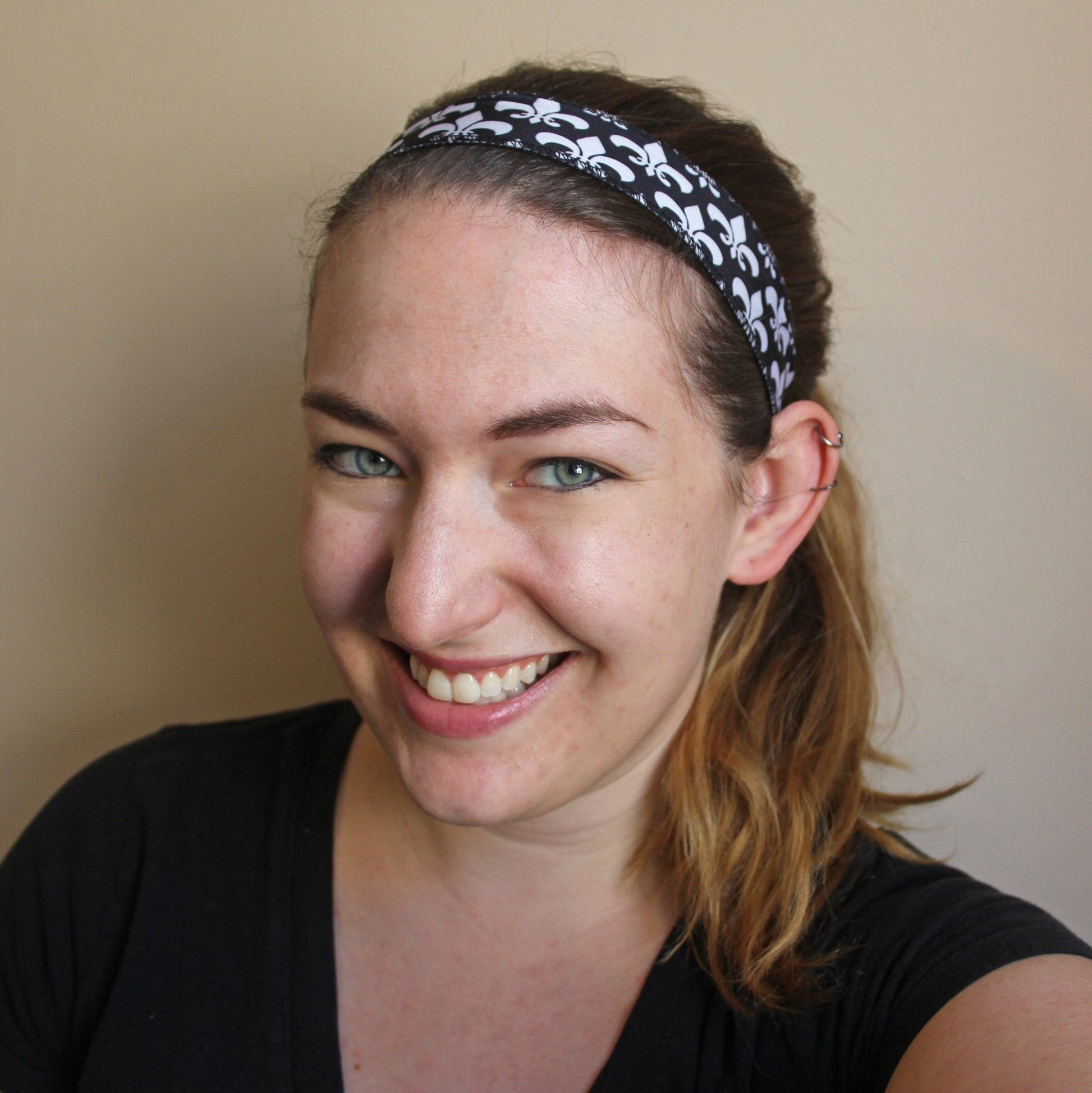 Black Fleur De Lis Non-Slip Headband - Ponya Bands